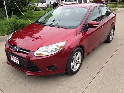 Ford : Focus SE Beautiful and thrifty 2013 Ford Focus SE Sport Sedan, 47,000 miles