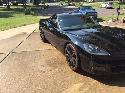 Chevrolet : Corvette Base Coupe 2-Door 2006 chevy corvette coupe glass roof 6 speed ipod hookup
