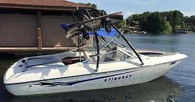 2002 Stingray 190LX 19' 4.3L Mercruiser I/O with only 250 Hours, Very Fast!