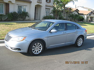 Chrysler : 200 Series Touring Model 2012 chrysler 200 touring loaded auto alloyrims runs great must see drive mint