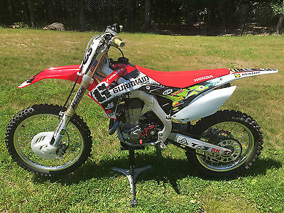 Honda : CRF 2014 honda crf 450 mint condition only rode 3 times