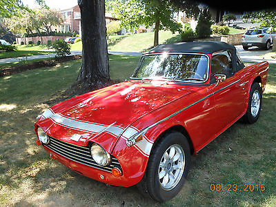 Triumph : Other Black with white piping 1968 triumph tr 250