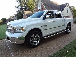 Ram : 1500 Laramie Crew Cab 4X4 1 owner nonsmoker laramie 4 x 4 crewcab hemi nav rear camera perfect carfax