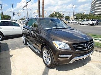 Mercedes-Benz : M-Class 4matic (AWD) Mercedes-Benz look at all those options ....