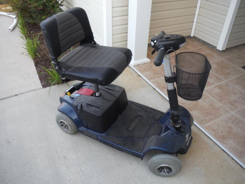 REVCO MOBILITY SCOOTER