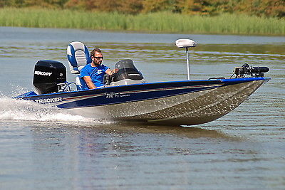 BASS TRACKER PRO TEAM 175 *HD PICS* ONLY 30 HOURS