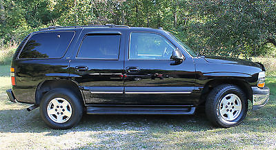Chevrolet : Tahoe LT  Black w/grey interior