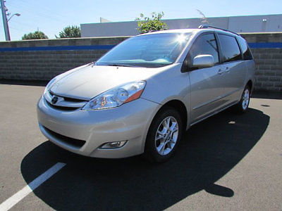 Toyota : Sienna 5dr XLE AWD 5 dr xle awd 4 dr van automatic gasoline 3.3 l v 6 cyl silver