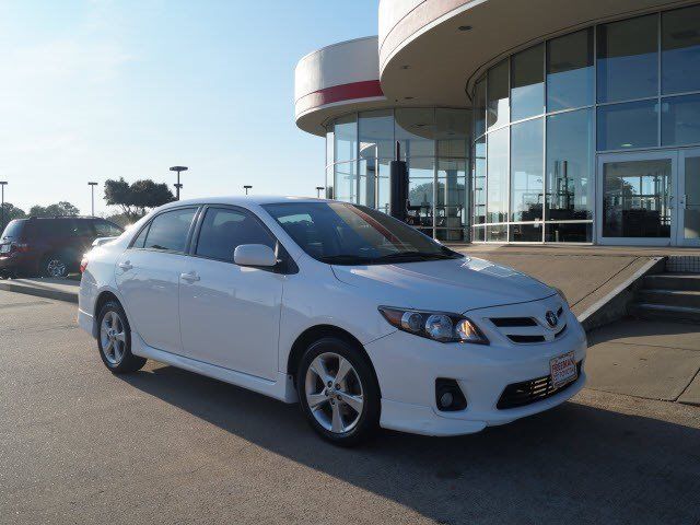 Toyota : Corolla S S 1.8L Crumple Zones Front And Rear Stability Control ABS Brakes (4-Wheel) Power