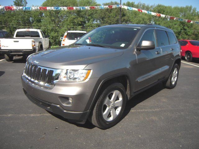 Jeep : Grand Cherokee 4WD 4dr 2011 grand cherokee laredo 4 wd 3.6 l v 6 traction navi sunroof camera leather 52 k