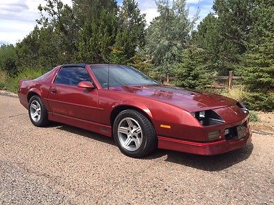 Chevrolet : Camaro IROC Z 1988 camaro iroc z with 37 000 miles one owner 5.7 liter t tops