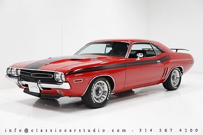 Dodge : Challenger R/T Hardtop 2-Door 1971 dodge challenger hemi r t clone fully restored w crate hemi 727 auto