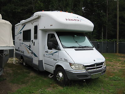 2007 ITASCA DIESEL MOTOR HOME 24' WITH O8 SMART FORTWO TOW CAR