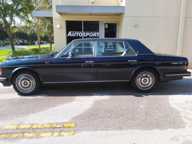 Rolls-Royce : Silver Spirit/Spur/Dawn Collectors Excellent condition Low miles One owner Garage kept