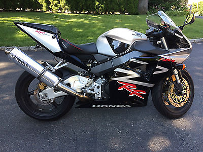 Honda : CBR 2002 honda cbr 954 rr sportbike better than new