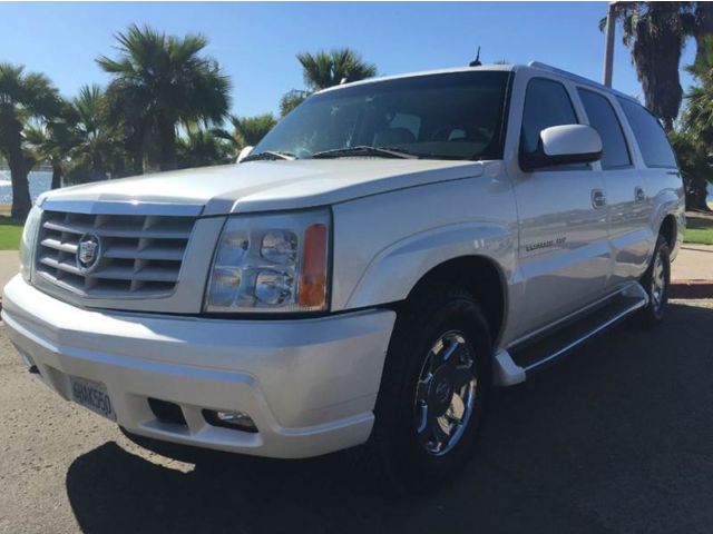 Cadillac : Other 4dr AWD ESV 1 Owner FULLY LOADED CALIFORNIA CLEAN 2005 cadillac escalade esv 1 owner pearl white very clean 3 rd row seating 98 k