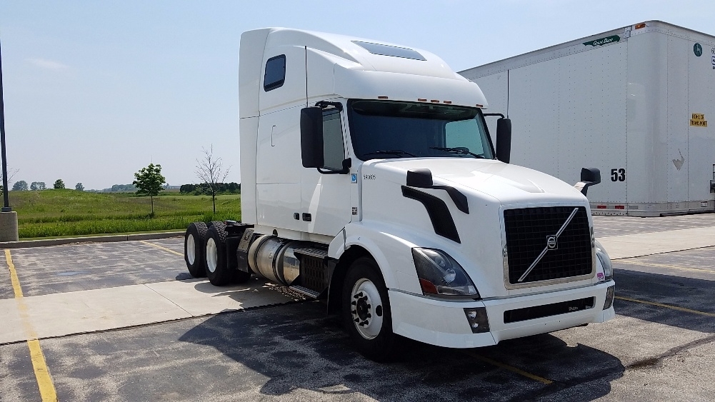 2012 Volvo Vnl  Conventional - Sleeper Truck