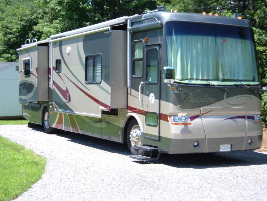 2005 Tiffin Motorhomes Phaeton 40 QDH