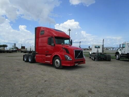 2009 Volvo Vnl64t670  Conventional - Sleeper Truck