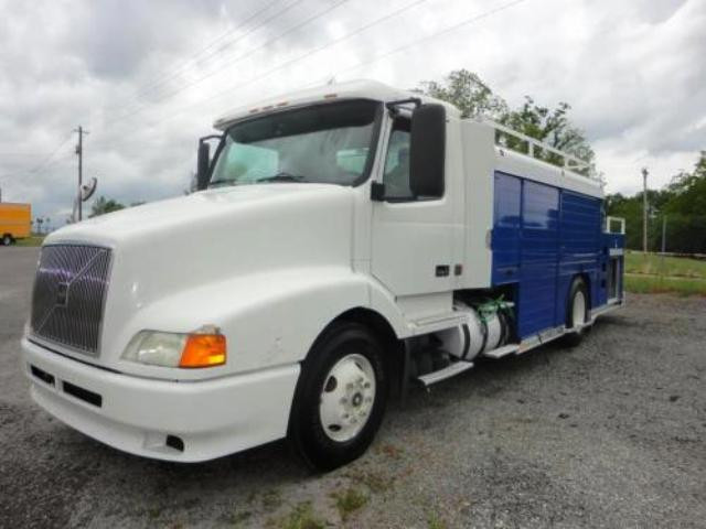 1999 Volvo Vnl42t300  Mechanics Truck