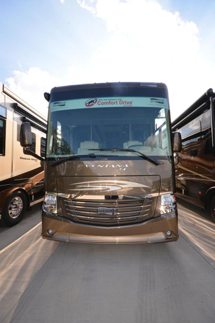 2017 Newmar Ventana LE 4002