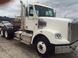 2014 Freightliner Coronado 132  Conventional - Day Cab