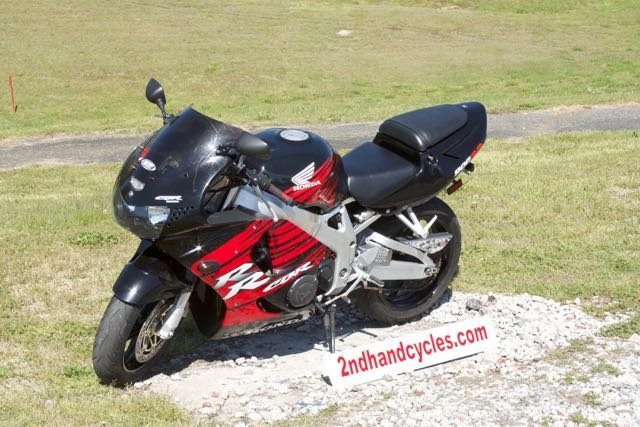 2004 Honda CB600F