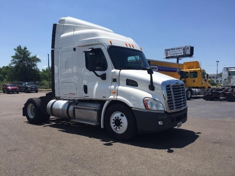 2012 Freightliner Cascadia  Conventional - Sleeper Truck