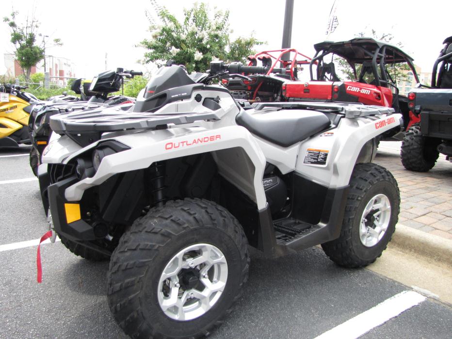 2014 Can-Am Outlander 500 DPS