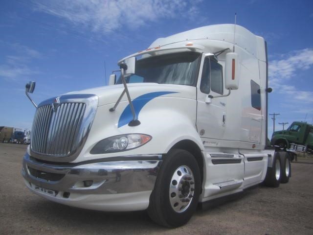 2010 International Prostar + Eagle  Conventional - Sleeper Truck