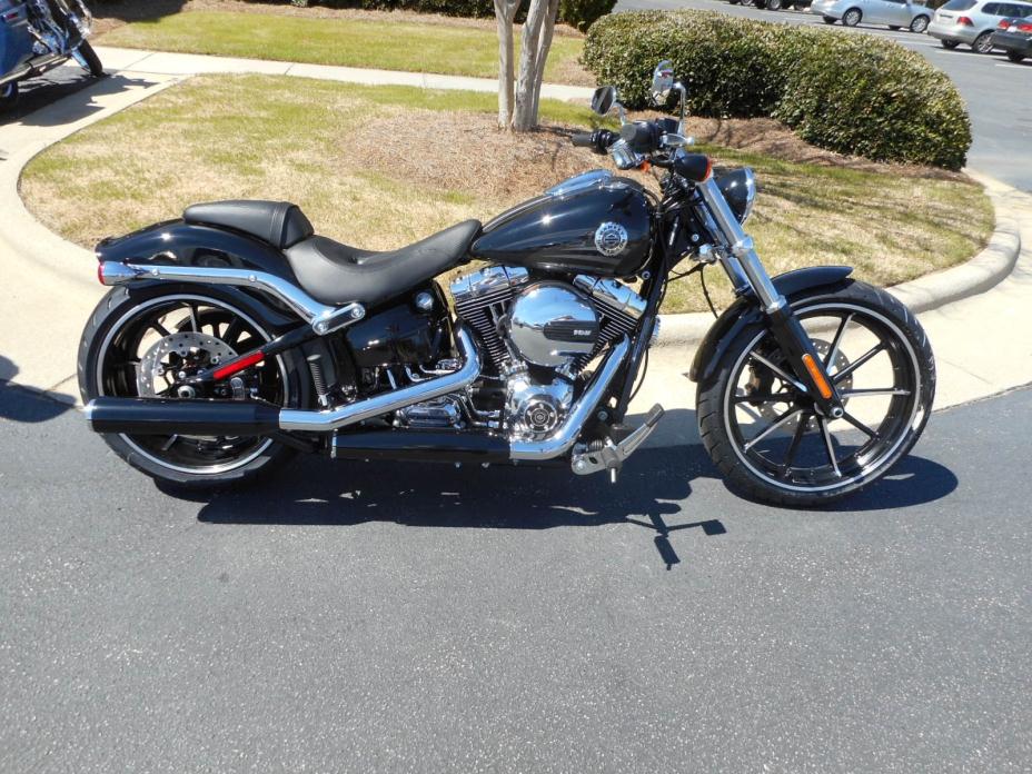 2007 Harley-Davidson FXSTB