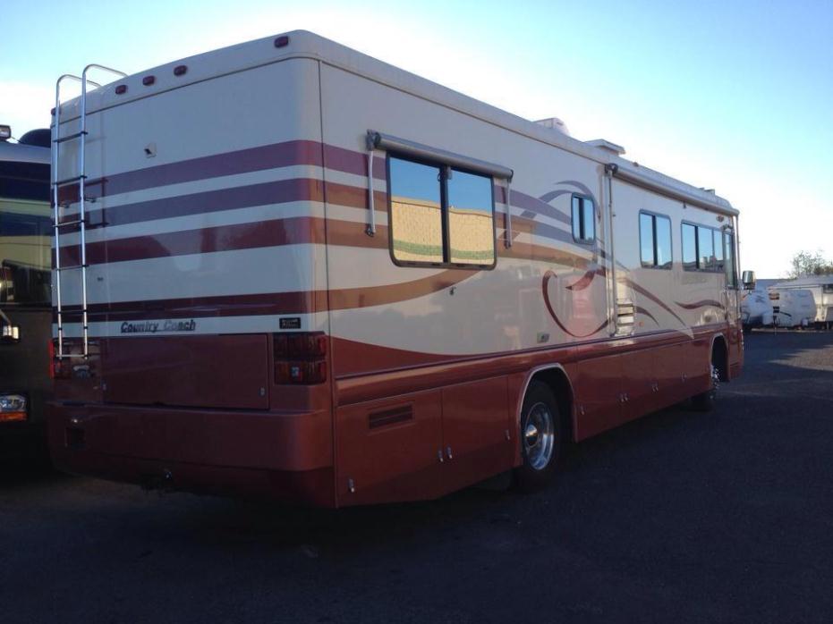 1998 Country Coach Intrigue 36'