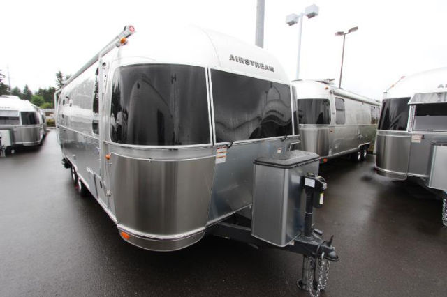2016 Airstream Special Ed. Flying Cloud 25