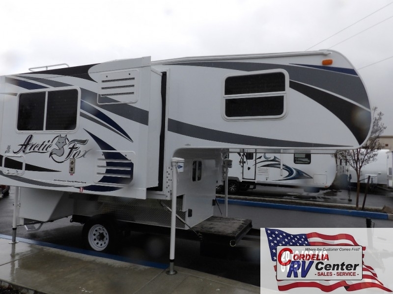 2016 Northwood Arctic Fox 811 Camper Short Bed