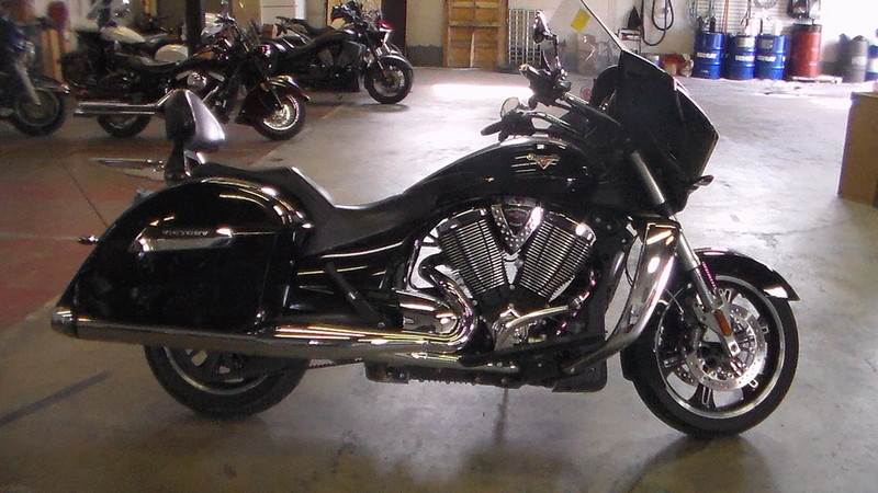 2000 Victory Victory V92C