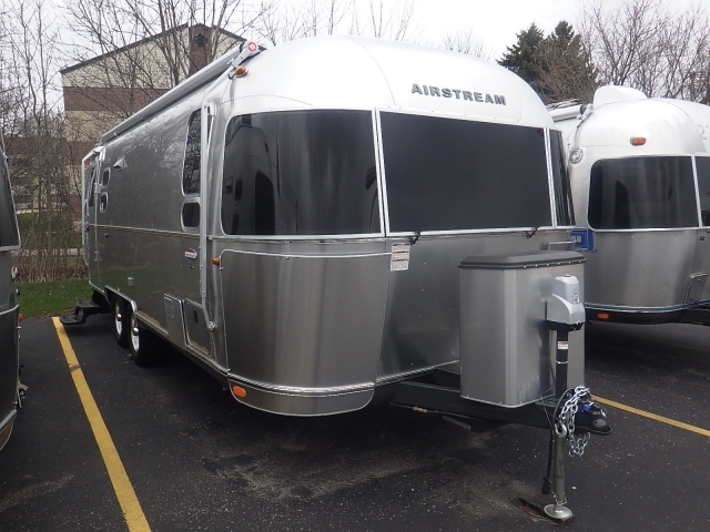 2016 Airstream International Signature