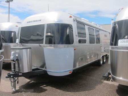 2016 Airstream Flying Cloud 30