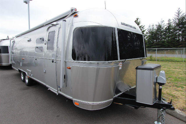 2017 Airstream Intl Signature 30