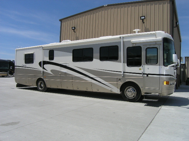 2003 National Tradewinds 391LE