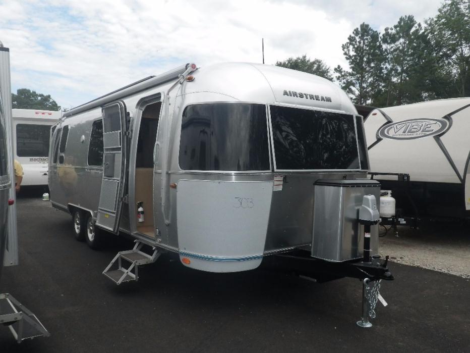 2017 Airstream FLYING CLOUD 28