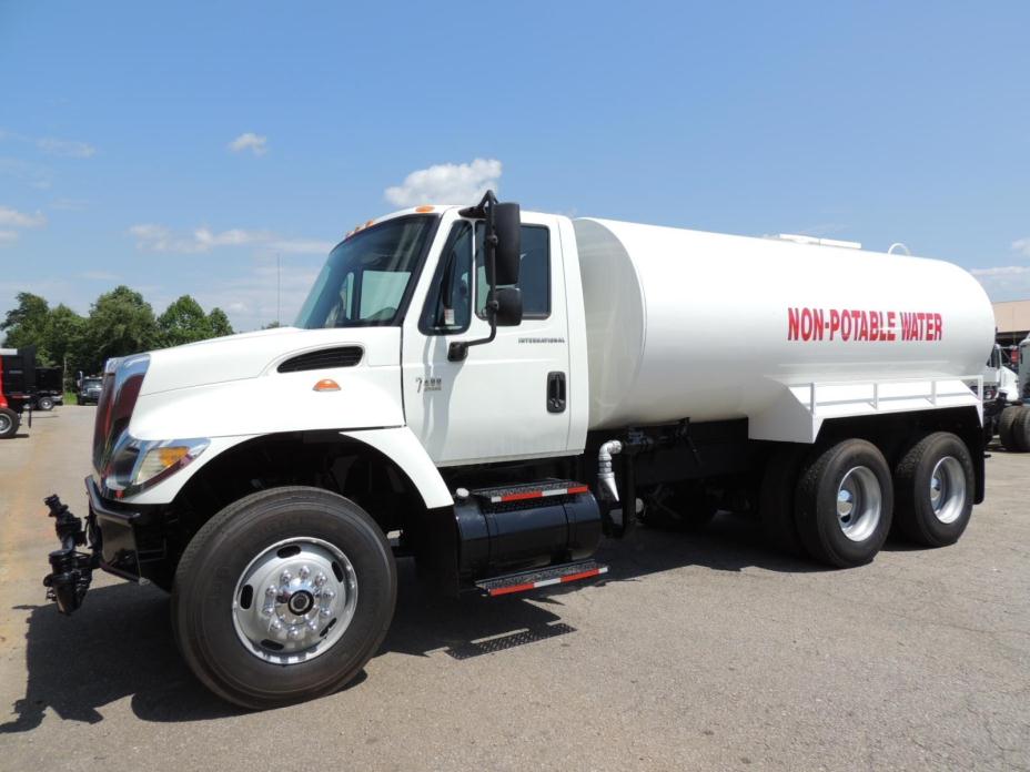 2007 International 7400  Water Truck