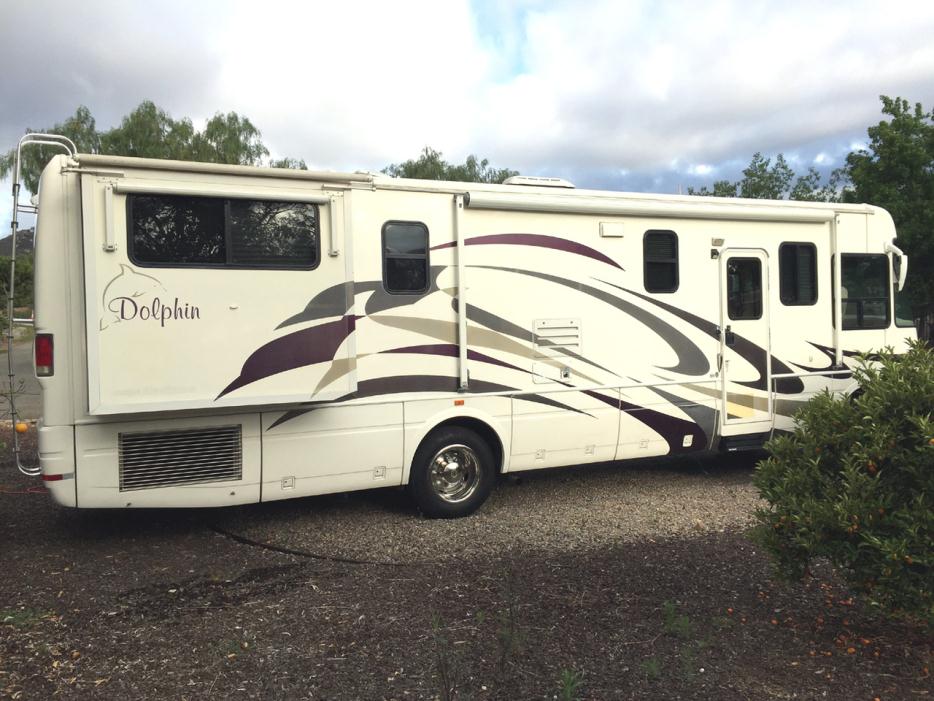 2005 National Dolphin 5355