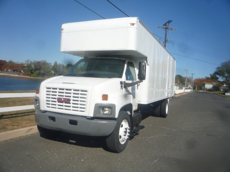 2006 Gmc C-7500  Moving Body Only