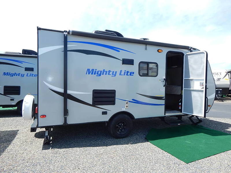 2016 Pacific Coachworks Mighty Lite M16BB