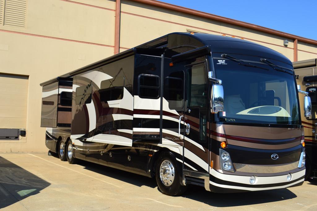 2015 American Coach American Tradition 42 M