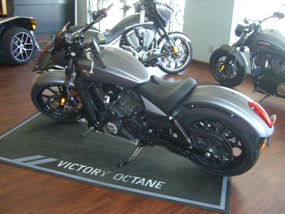2011 Harley-Davidson Softail DELUXE