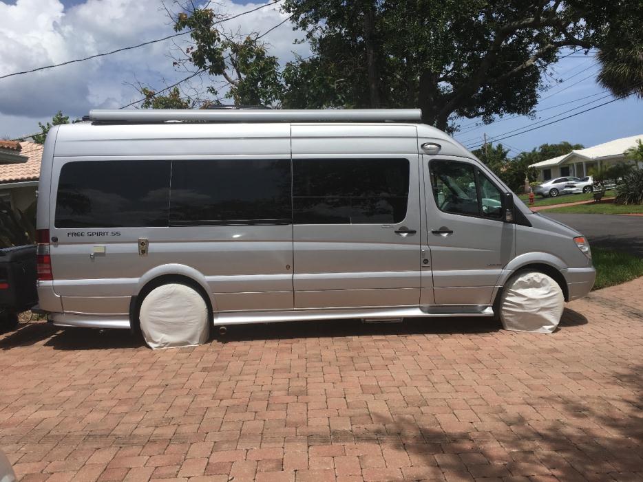 2014 Leisure Travel Free Spirit SS