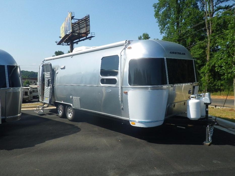2017 Airstream 27 Flying Cloud
