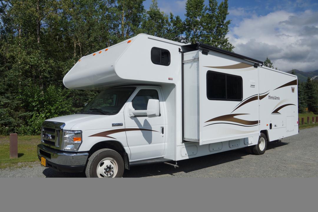 2015 Winnebago Minnie Winnie 31H