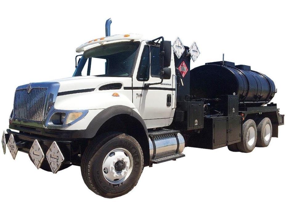 2006 International 7600  Cab Chassis